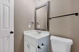 322 Lone Star Blvd, Hutto, TX 78634 - Photo 17