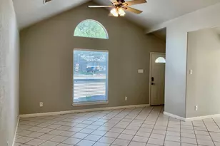 909 Hill Wood Dr, Austin, TX 78745 - Photo 3