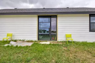 135 Wilbarger Bend Rd, Bastrop, TX 78602 - Photo 33