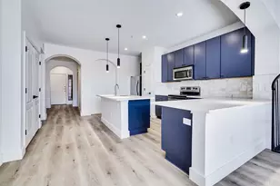 2505 San Gabriel St, Austin, TX 78705 - Photo 11