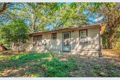 574 Oaklawn Drive, Rockdale, TX 76567 - Photo 35