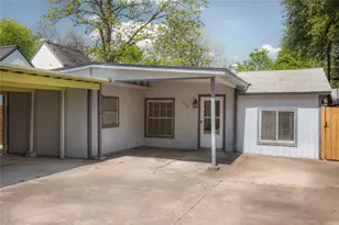 1706 Riverview St, Austin, TX 78702 - Photo 5