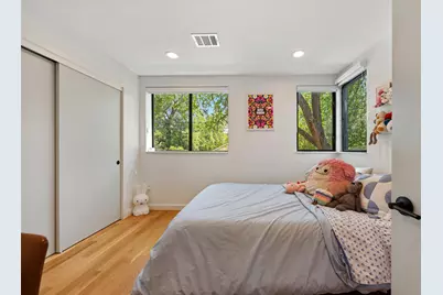 1114 E 3rd Street #1, Austin, TX 78702 - Photo 27