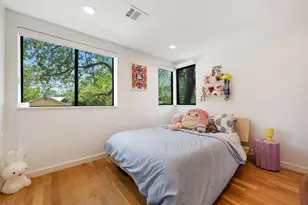 1114 E 3rd St, Austin, TX 78702 - Photo 29