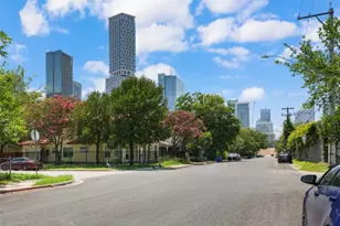 1114 E 3rd St, Austin, TX 78702 - Photo 39