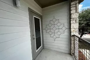 1201 Grove Blvd, Austin, TX 78741 - Photo 13