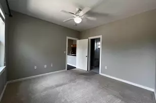 1201 Grove Blvd, Austin, TX 78741 - Photo 9