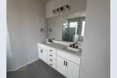 260 Bloomington Loop, Hutto, TX 78634 - Photo 5