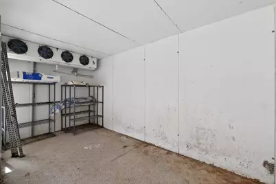 708 W 8th Street, Hearne, TX 77859 - Photo 9