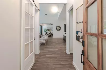 5805 Chesterfield Avenue, Austin, TX 78752 - Photo 5