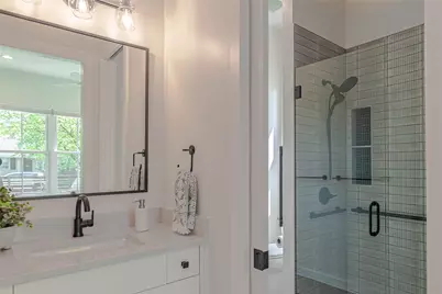 5805 Chesterfield Avenue, Austin, TX 78752 - Photo 23
