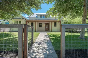 5805 Chesterfield Ave, Austin, TX 78752 - Photo 1