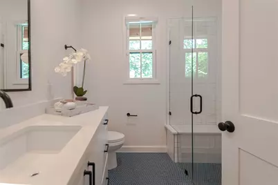 5805 Chesterfield Avenue, Austin, TX 78752 - Photo 21