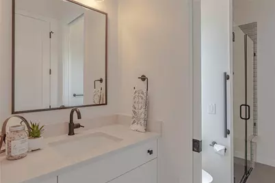 5805 Chesterfield Avenue, Austin, TX 78752 - Photo 27
