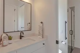 5805 Chesterfield Ave, Austin, TX 78752 - Photo 27