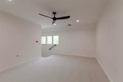5805 Chesterfield Avenue, Austin, TX 78752 - Photo 31