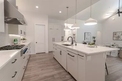 5805 Chesterfield Avenue, Austin, TX 78752 - Photo 13