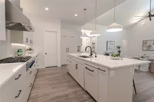 5805 Chesterfield Ave, Austin, TX 78752 - Photo 13
