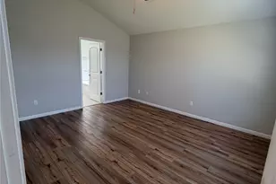 349 Tailwind Dr, Kyle, TX 78640 - Photo 13