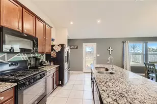 349 Tailwind Dr, Kyle, TX 78640 - Photo 9