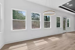 137 N Pohakea Dr, Bastrop, TX 78602 - Photo 9