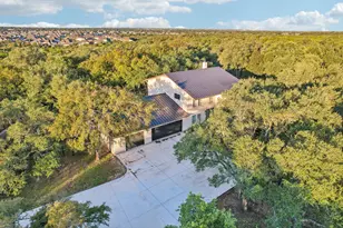 2833 Cedar Hollow Rd, Georgetown, TX 78628 - Photo 3