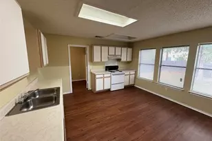 7908 Rosenberry Dr, Austin, TX 78747 - Photo 7