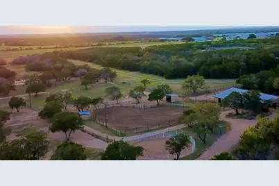 1005 County Road 414, Spicewood, TX 78669 - Photo 3