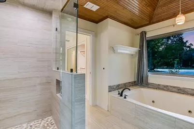 1005 County Road 414, Spicewood, TX 78669 - Photo 27