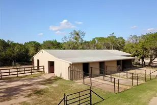 1005 Co Rd 414, Spicewood, TX 78669 - Photo 15