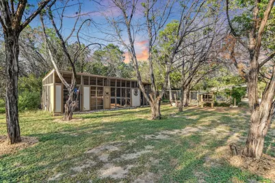 1005 County Road 414, Spicewood, TX 78669 - Photo 37