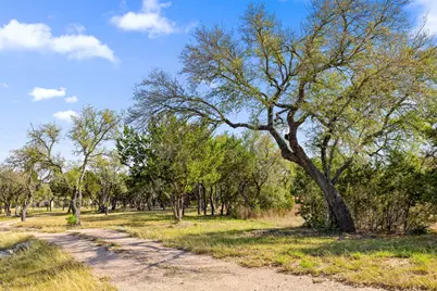 15407 Fitzhugh Road, Dripping Springs, TX 78620 - Photo 25