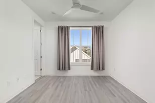 2624 Metcalfe Rd, Austin, TX 78741 - Photo 19