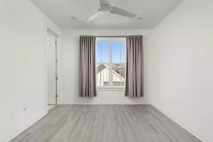 2624 Metcalfe Rd, Austin, TX 78741 - Photo 7