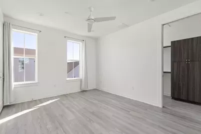 2624 Metcalfe Road #17, Austin, TX 78741 - Photo 9