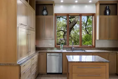 3806 Spirit Lake Cove, Austin, TX 78746 - Photo 11