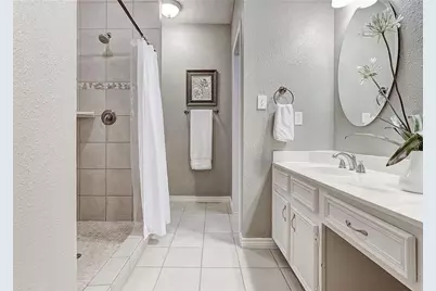8914 Bridgewood Trail, Austin, TX 78729 - Photo 13