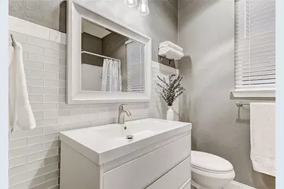 8914 Bridgewood Trail, Austin, TX 78729 - Photo 25