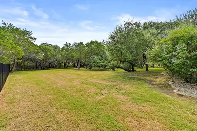 1121 Covered Bridge Drive, Driftwood, TX 78619 - Photo 37