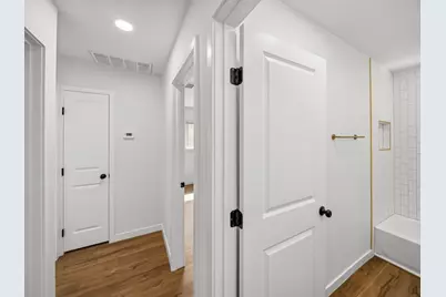 407 Tamworth Avenue, Austin, TX 78745 - Photo 15