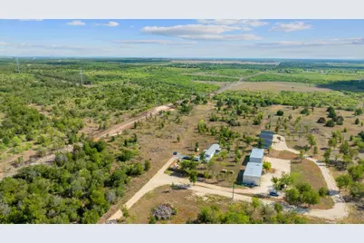 1087 Schubert Lane #B, Kyle, TX 78640 - Photo 7