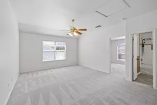 320 Lone Star Blvd, Hutto, TX 78634 - Photo 29