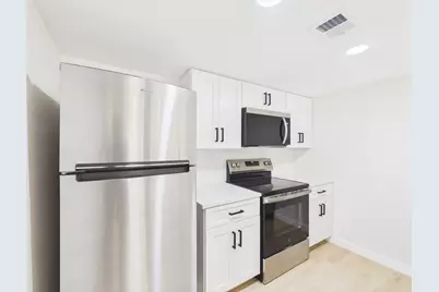 2124 Burton Drive #105, Austin, TX 78741 - Photo 11