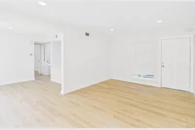 2124 Burton Drive #105, Austin, TX 78741 - Photo 7