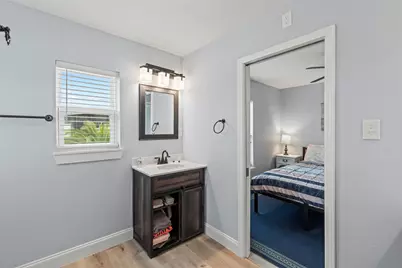 3929 4th Street, Galveston, TX 77554 - Photo 11