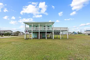 3929 4th St, Galveston, TX 77554 - Photo 29