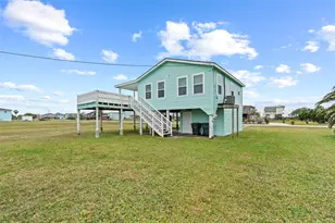 3929 4th St, Galveston, TX 77554 - Photo 27
