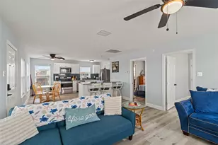 3929 4th St, Galveston, TX 77554 - Photo 17