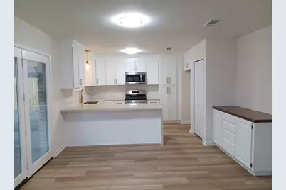 514 Sara Drive, Round Rock, TX 78664 - Photo 3