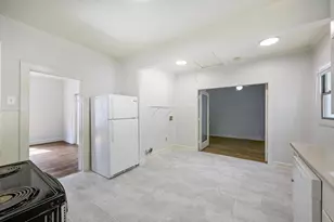 1907 W 37th St, Austin, TX 78731 - Photo 7